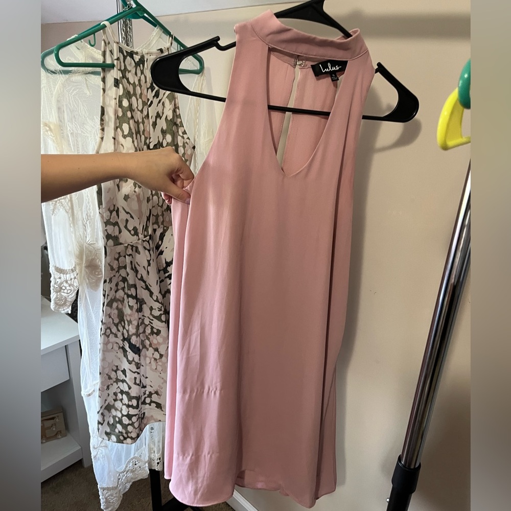 Pink lulus dress